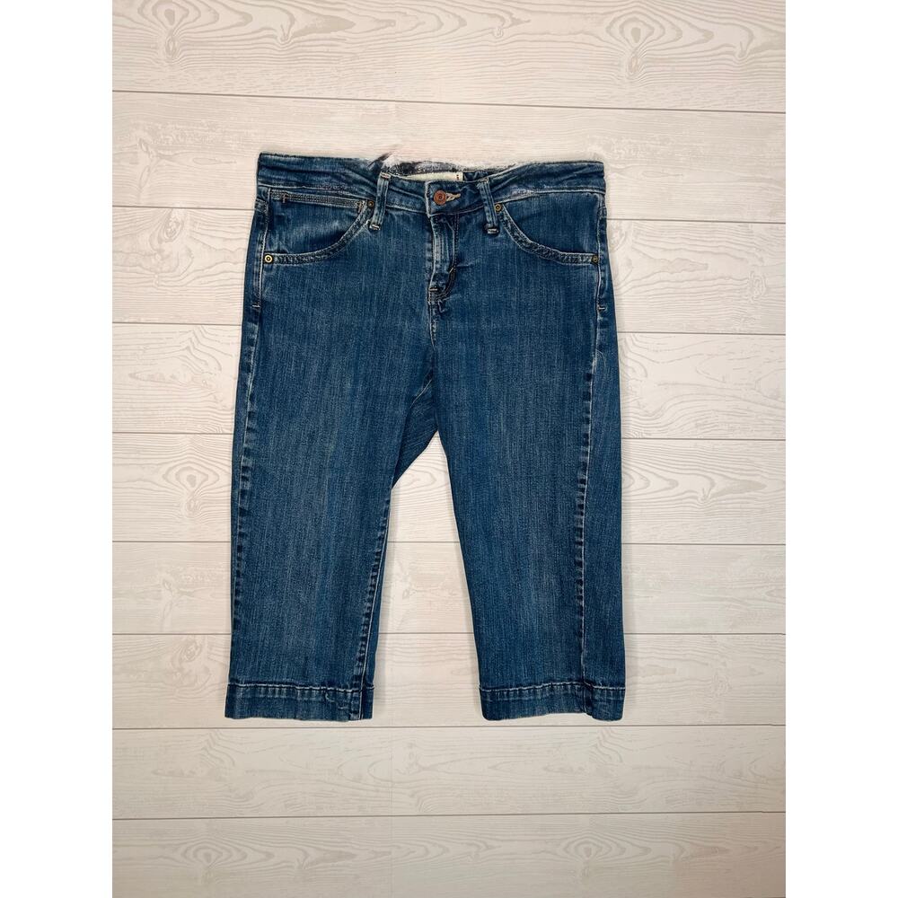 Levi’s 545 midrise denim medium wash capris Y2K Size 8